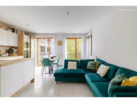 appartement 3 pièces 58 m²