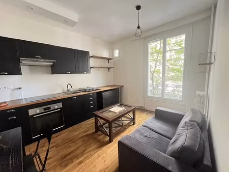 charmant 2 pièces - immeuble ancien