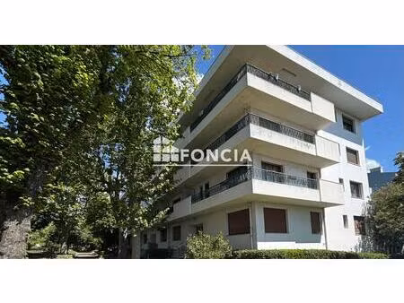 appartement t3 avec garage et cave secteur montolivet / bois luzy