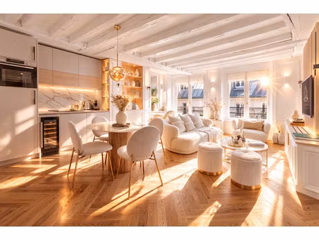 superbe pied à terre à paris 1er !