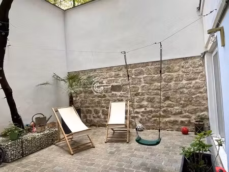 souplex de 100m² avec 3 chambres et terrasse de 26m² - 250m du métro guy môquet