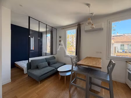 location meuble- camas- marseille 13005- studio dernier étage 21 m2