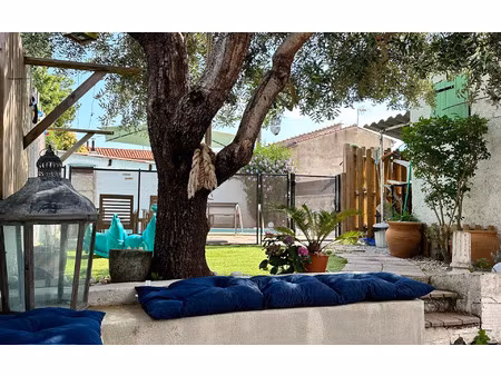 location maison  m² t-4 à castres  950 €