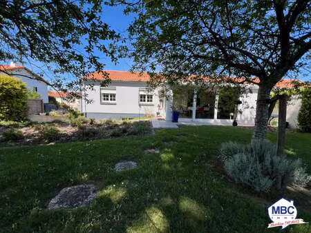 vente maison à cholet (49300) : à vendre / 117m² cholet