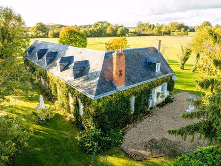 propriété avec parc de plus de 5 hectares courcelles de tour