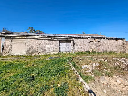 grange à réhabiliter 167 m² au puy saint bonnet