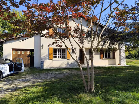 maison montans 8 pièce(s) 176.22 m2