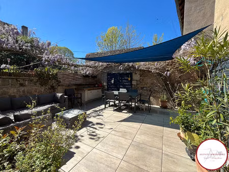 maison avec 5 chambres et cour intérieure - saint amand montrond