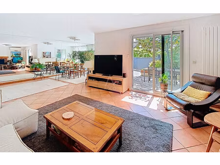 vente maison saint maur des fosses  145m² 6 pièces 874 000€ avec terrasse