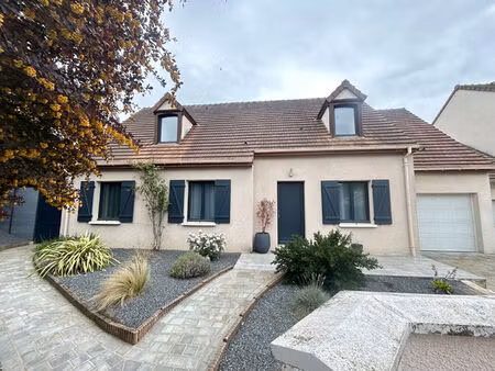 exclusivité- maison de 8 pieces a vendre a villiers saint frederic