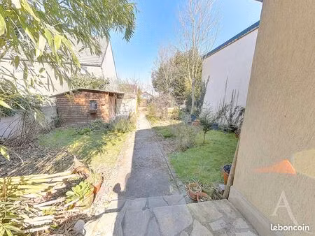 pavillon 2 pièces 68 m²