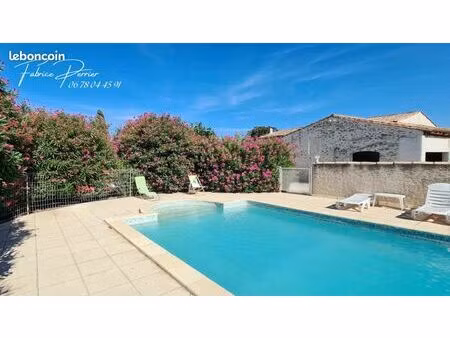 maison 9 pièces 259 m²