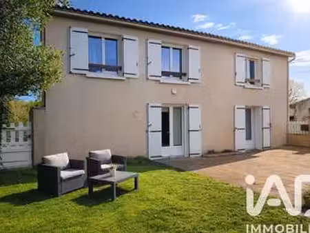 vente maison à brettes (16240) : à vendre / 160m² brettes