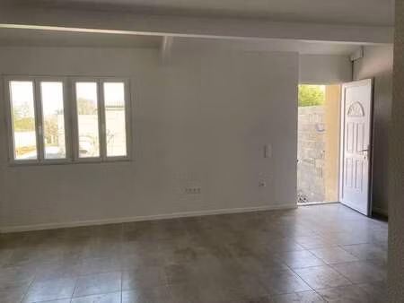 location appartement 3 pièces à cavignac (33620) : à louer 3 pièces / 90m² cavignac