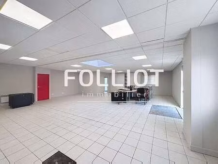 location bureaux et commerces à coutances (50200) : à louer / 235m² coutances