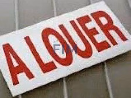 location bureaux et commerces à offranville (76550) : à louer / offranville