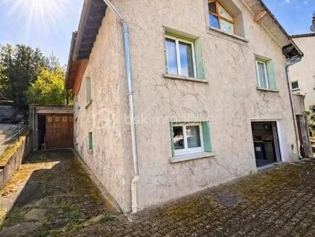 propriété 7 pièces 149 m²
