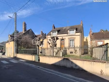 maison de ville 5 pièces 71 m²