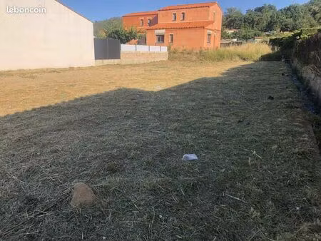 beau terrain constructible