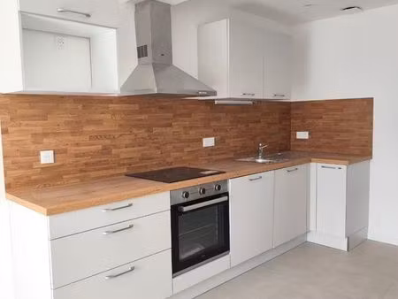 appartement t2 entièrement rénovée