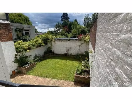 location appartement meublét2 bis avec jardin lille saint maur