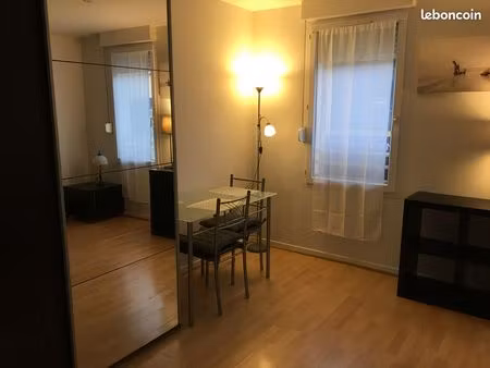 a louer studio meublé à guyancourt 78280