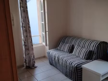 studio lumineux dans belle résidence parking local vélos