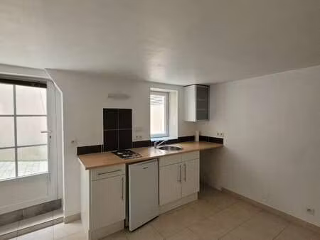 location appartement 2 pièces aux sables-d'olonne (85100) : à louer 2 pièces / 35m² les sa