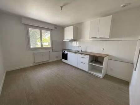 location appartement 3 pièces à lorient kerentrech - keryado (56100) : à louer 3 pièces / 