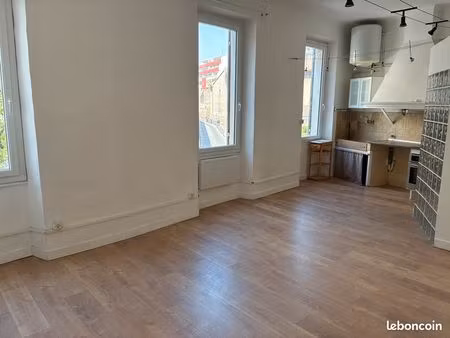 idéal étudiant t2 proche place sébastopol