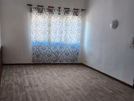 appartement proche des gares et des ecoles