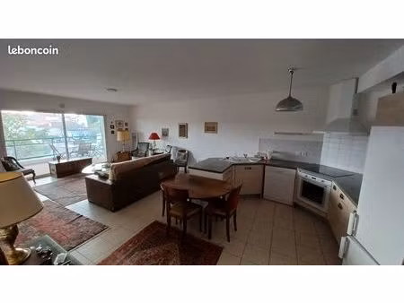 appartement 3 pièces  74 m²