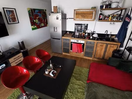 t2 meublé 43 m² avec balcon plein sud + parking – quartier gare  vannes