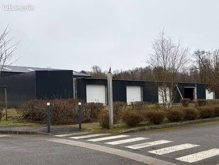 location garage box et parking à saint-jean-brévelay (56660) : à louer / saint-jean-brével