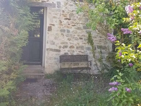 maison a louer avec petit jardin