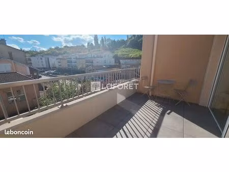 appartement 3 pièces 65 m²