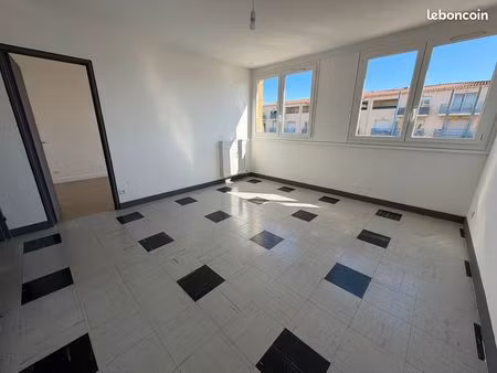 appartement t2 47 m2