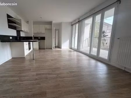 appartement t3 90m2 avec jardin de 250m2