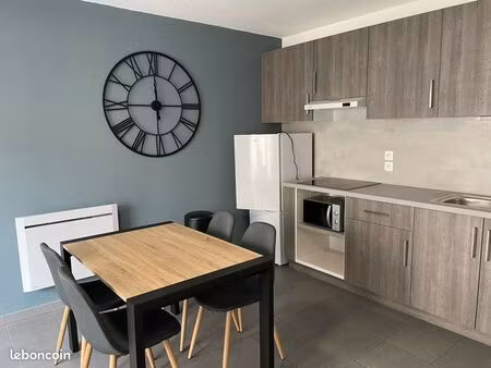 joli f2 meublé 36m2 avec garage fermé