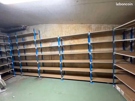 cave / réserve sécurisée vincennes – equipée étagères rayonnage