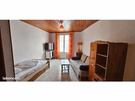 grand studio meublé de 32m2