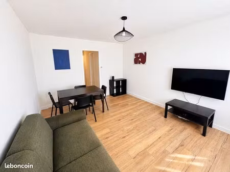 t1 meublé 34 m² – hyper centre toulouse – rue du rempart saint-étienne – balcon