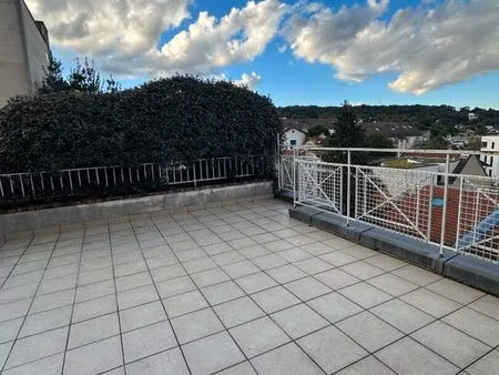 studio 1 pièce 26 m²