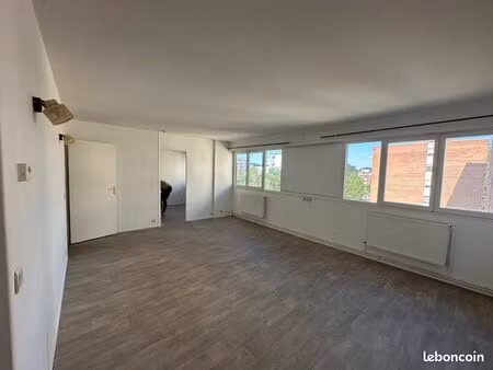 appartement t2 lens 56m2