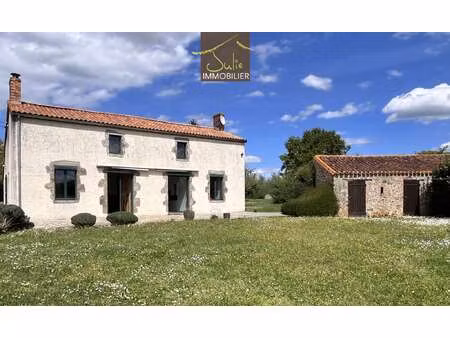 vente maison à bressuire (79300) : à vendre / 112m² bressuire