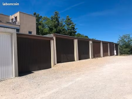 location garage zone valentin