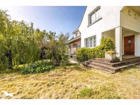 vente maison à nanteuil (79400) : à vendre / 175m² nanteuil