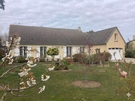 vente maison à fermanville (50840) : à vendre / 180m² fermanville