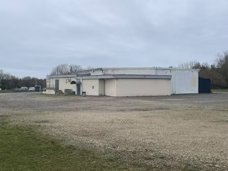 vente bureaux et commerces à morlaix (29600) : à vendre / morlaix