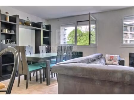 appartement-2 pièces -47m2  1 chambre  stationnement aisé